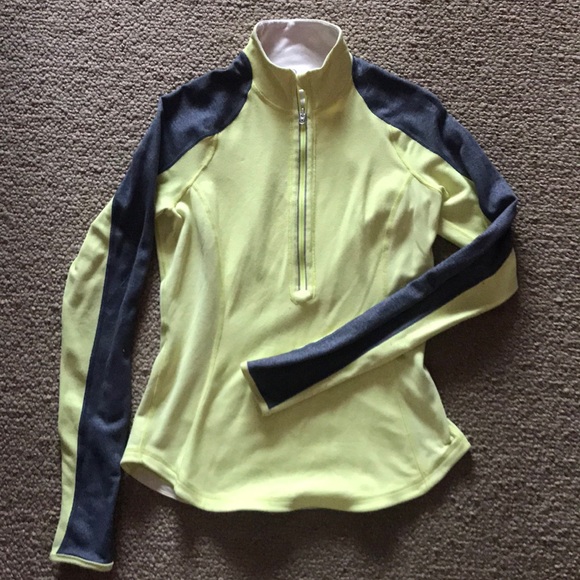 Lululemon half zip athletic top - Picture 2 of 3